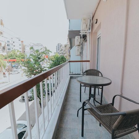 Comfy And Stylish Apartment Салоники Экстерьер фото