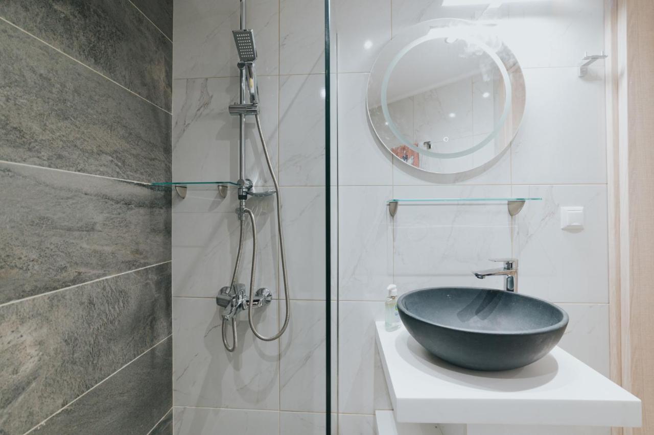 Comfy And Stylish Apartment Салоники Экстерьер фото