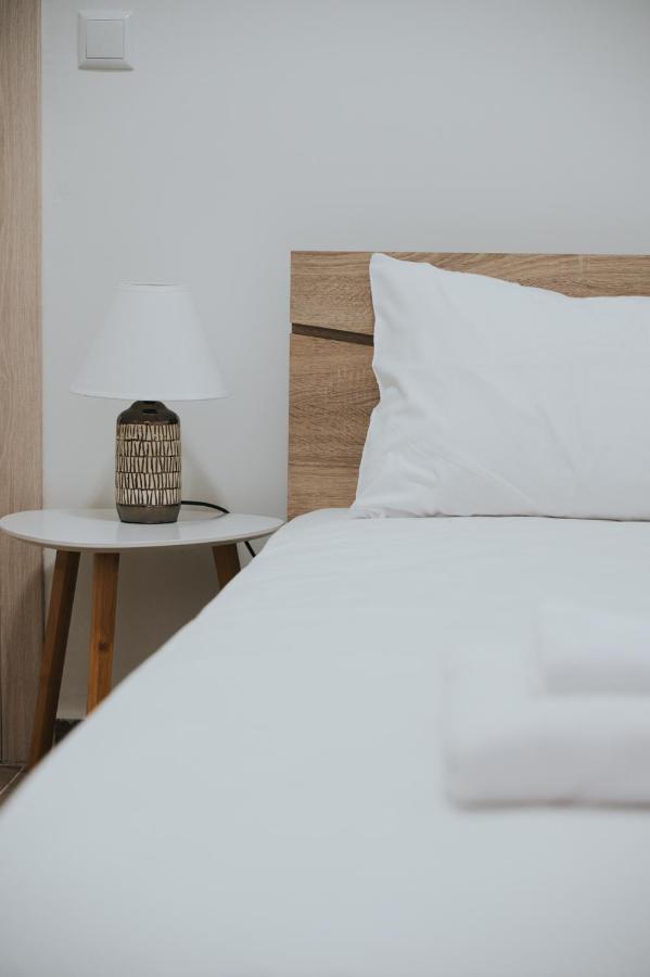 Comfy And Stylish Apartment Салоники Экстерьер фото