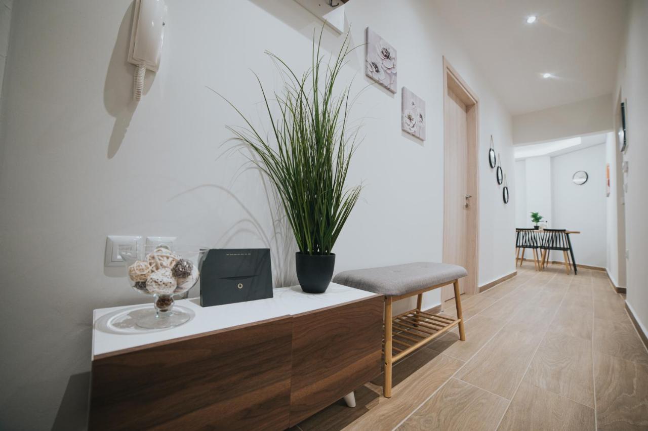 Comfy And Stylish Apartment Салоники Экстерьер фото